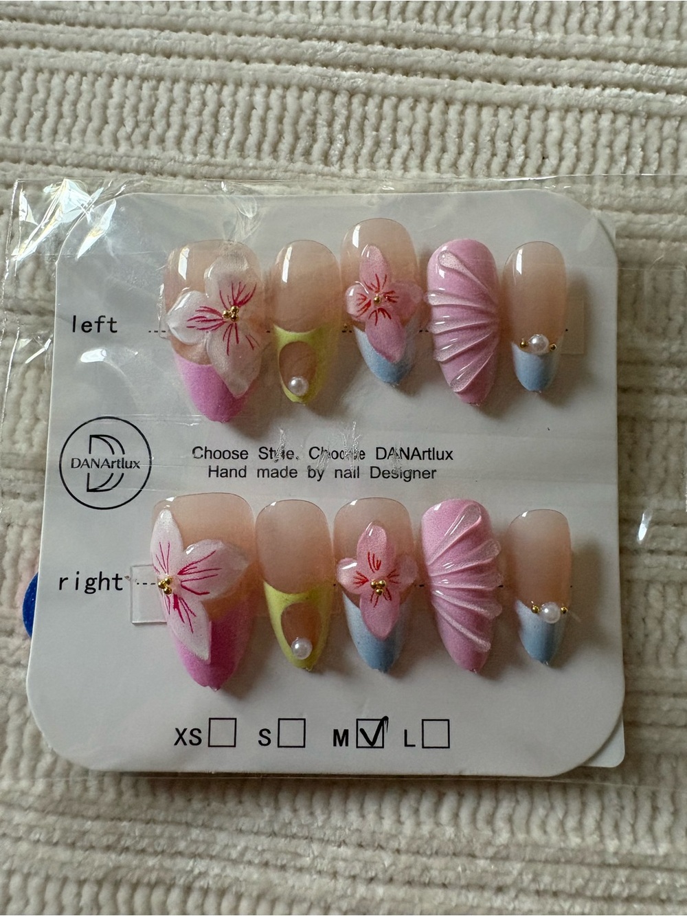 3D Pink Floral 3D Press-On Nail Set by Size Medium